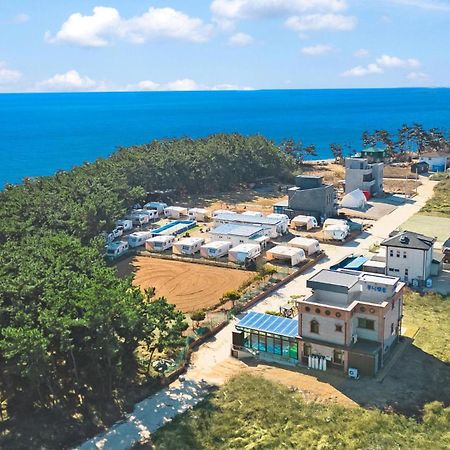Daebudo Juni Pension Ansan Exteriér fotografie
