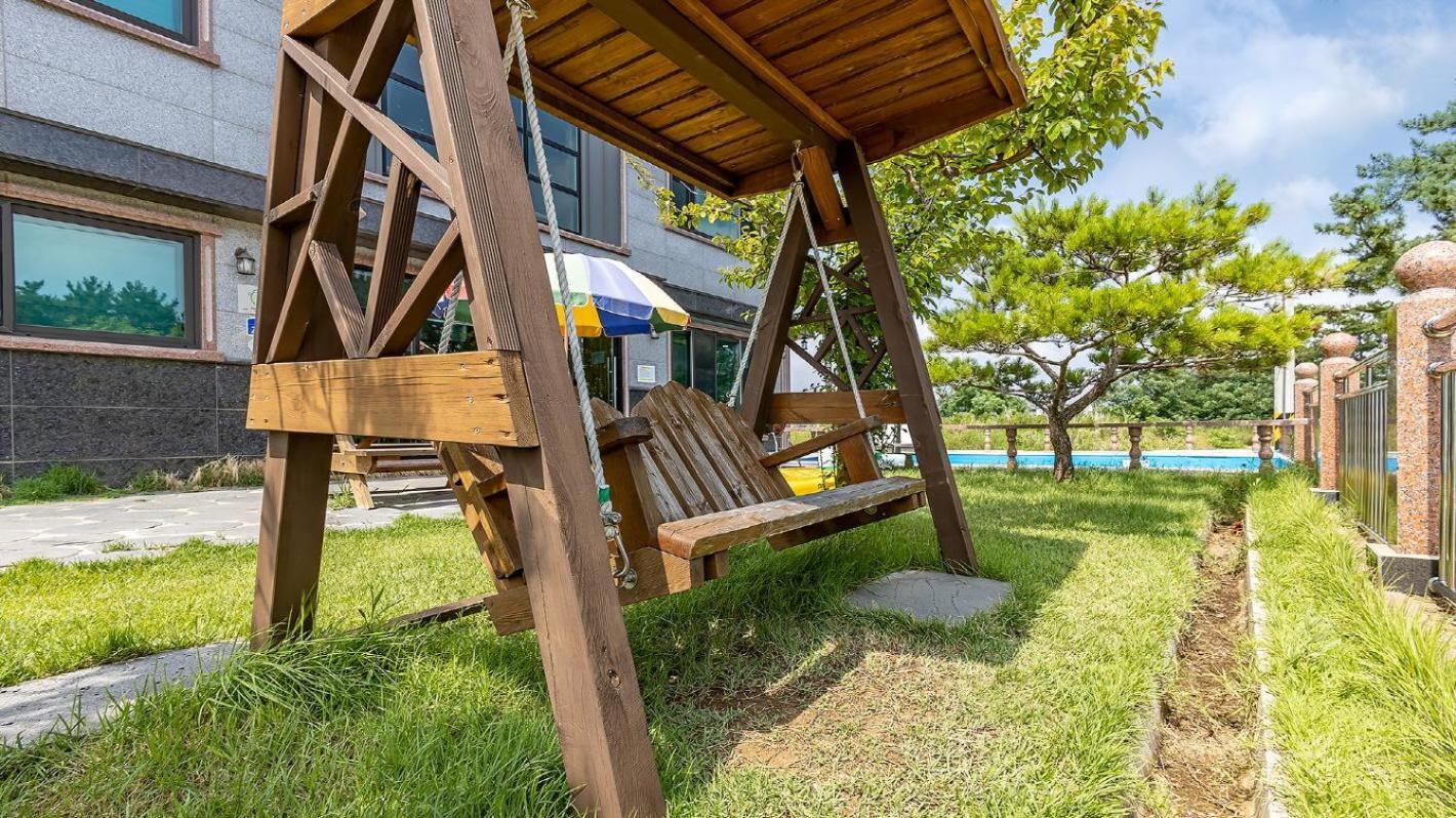 Daebudo Juni Pension Ansan Exteriér fotografie