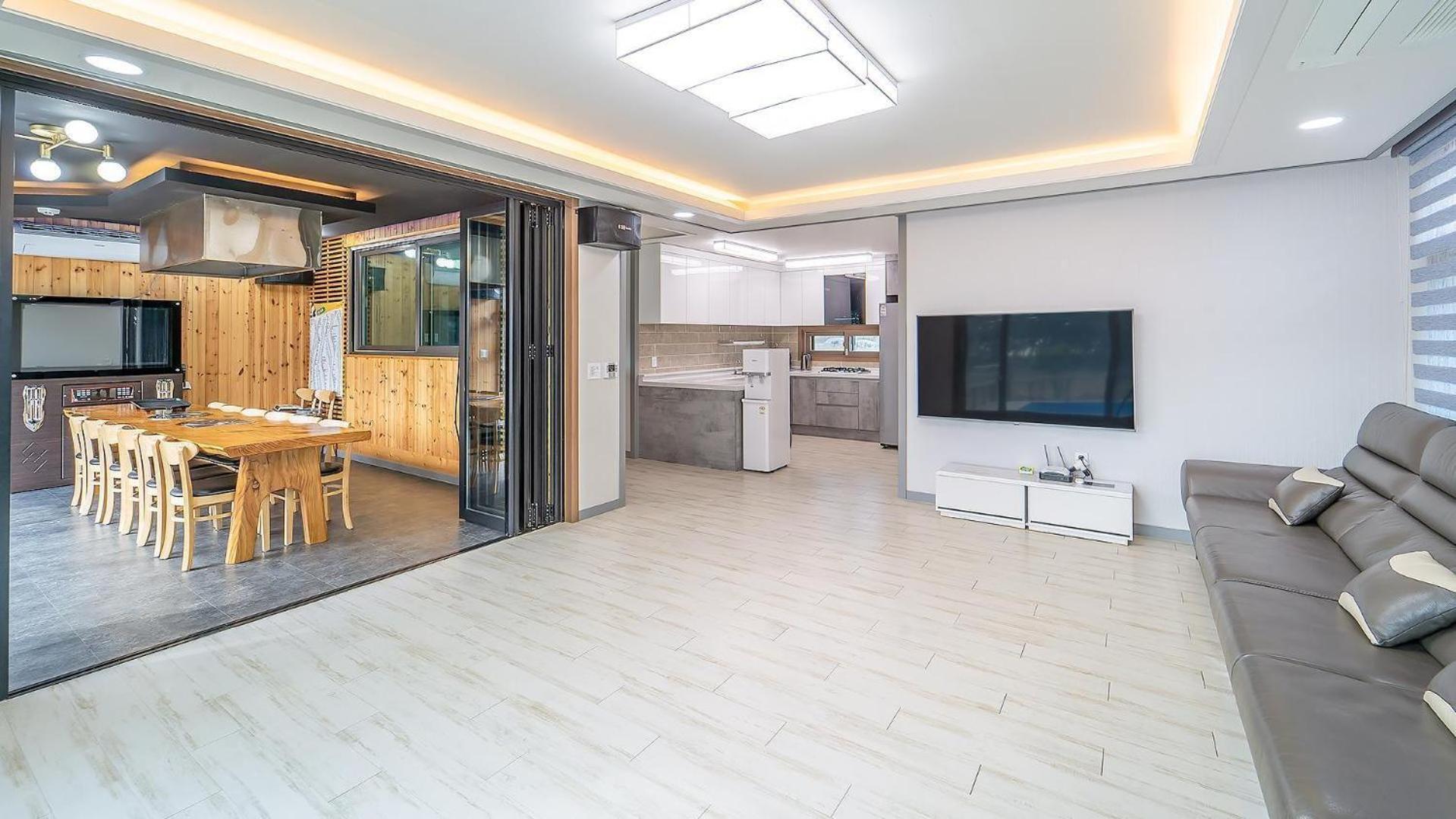 Daebudo Juni Pension Ansan Exteriér fotografie